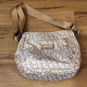 Calvin Klein Beige Logo Belfast Signature Tan & Cream Crossbody Bag Nylon